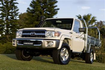 Toyota Land Cruiser GXL 70 Series cab/chassis (copyright image)